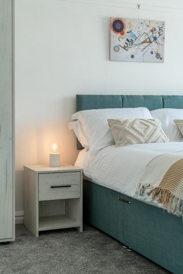 Bright West Hampstead Retreat Apartment Лондон Екстериор снимка