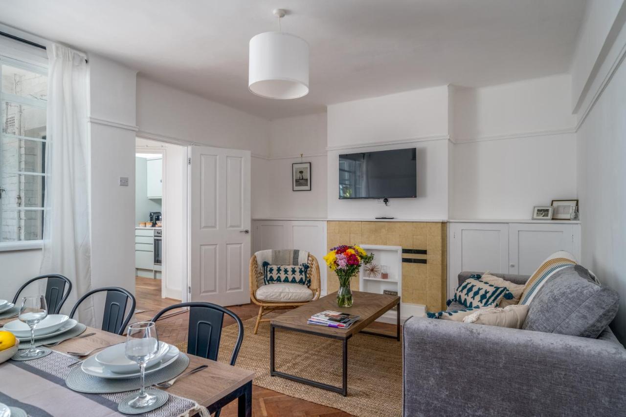 Bright West Hampstead Retreat Apartment Лондон Екстериор снимка