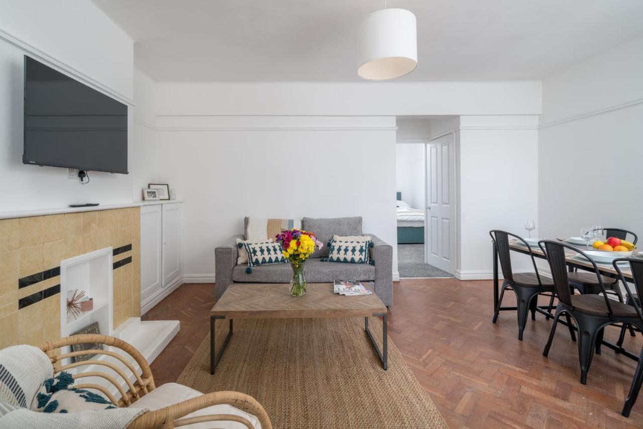 Bright West Hampstead Retreat Apartment Лондон Екстериор снимка